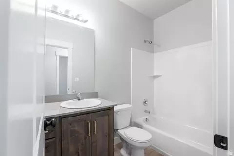 Bath - 2683 Eagle Dr #ORC, Spanish Fork, UT 84660 photo 1 of 2