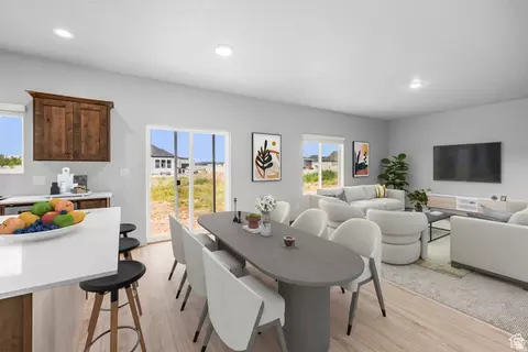Dining - 2675 S Eagle Dr #15, Spanish Fork, UT 84660 photo 1 of 1