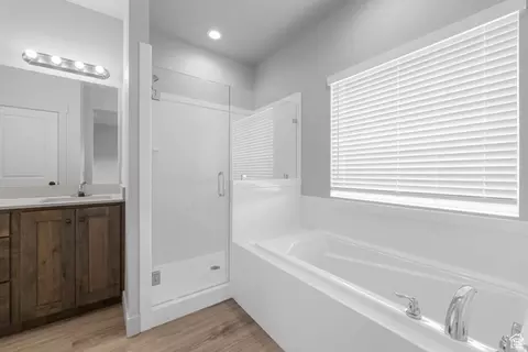 Bath - 2675 S Eagle Dr #15, Spanish Fork, UT 84660 photo 1 of 2