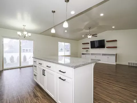 Other - 868 E Cliffrose Dr, Eagle Mountain, UT 84005 photo 2 of 7
