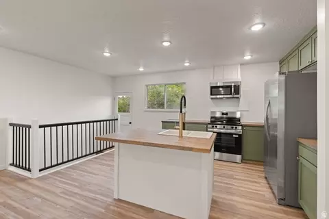 Kitchen - 596 S 1500 E, Provo, UT 84606 photo 1 of 4