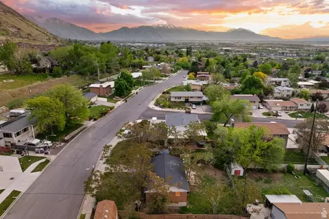View/Area - 596 S 1500 E, Provo, UT 84606 photo 1 of 8