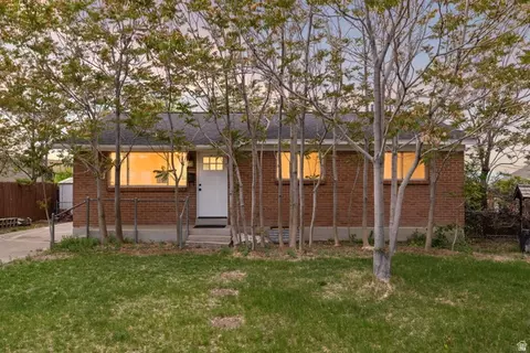 Exterior - 596 S 1500 E, Provo, UT 84606 photo 2 of 6
