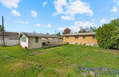 Exterior - 366 S 500 E, River Heights, UT 84321 photo 2 of 4