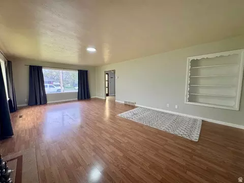 Living - 165 E 100 S, Smithfield, UT 84335 photo 1 of 5