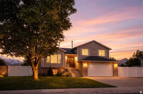 5906 S 4075 W, Roy, UT 84067