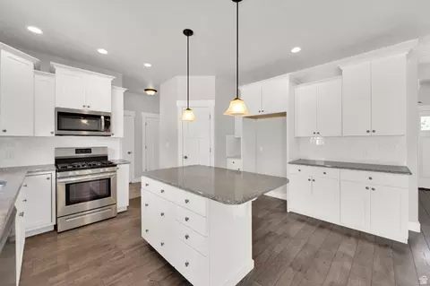 Kitchen - 1177 E 850 S, Provo, UT 84606 photo 2 of 3