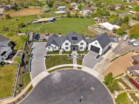 View/Area - 1720 S Hillcrest Cir W, Mapleton, UT 84664 photo 6 of 10