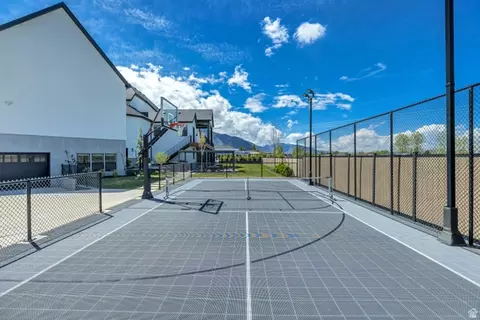 Exterior - 1720 S Hillcrest Cir W, Mapleton, UT 84664 photo 22 of 35