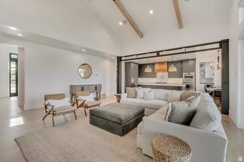 Living - 1720 S Hillcrest Cir W, Mapleton, UT 84664 photo 1 of 3
