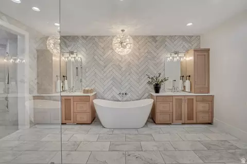 Bath - 1720 S Hillcrest Cir W, Mapleton, UT 84664 photo 2 of 9
