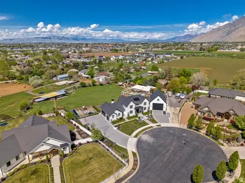 View/Area - 1720 S Hillcrest Cir W, Mapleton, UT 84664 photo 1 of 10
