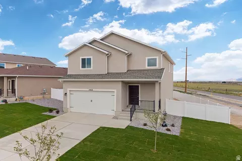 1122 Vegas St W, Grantsville, UT 84029
