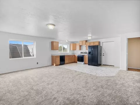 Living - 608 Nicole Way, Erda, UT 84074 photo 9 of 10