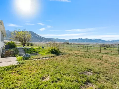 Exterior - 608 Nicole Way, Erda, UT 84074 photo 8 of 9