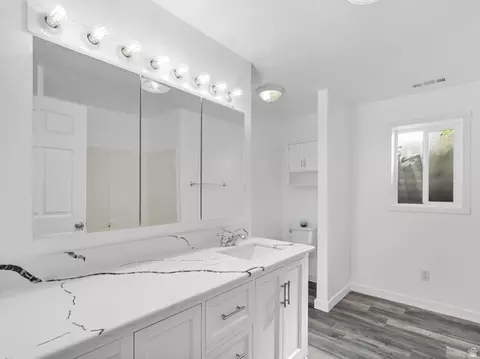 Bath - 608 Nicole Way, Erda, UT 84074 photo 3 of 3