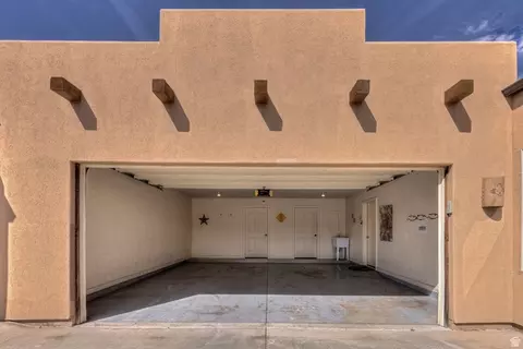 Exterior - 3686 S Spanish Valley Unit I-1 Dr #I-1, Moab, UT 84532 photo 5 of 7
