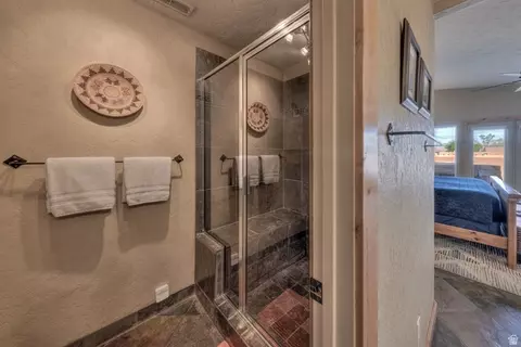 Bath - 3686 S Spanish Valley Unit I-1 Dr #I-1, Moab, UT 84532 photo 2 of 3