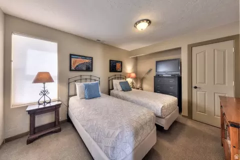 Bedroom - 3686 S Spanish Valley Unit I-1 Dr #I-1, Moab, UT 84532 photo 6 of 6