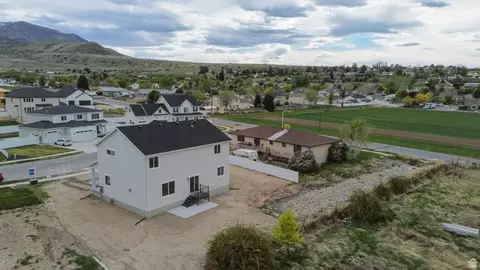 View/Area - 1327 E 320 S, Payson, UT 84651 photo 2 of 3