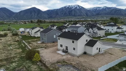 View/Area - 1327 E 320 S, Payson, UT 84651 photo 1 of 3