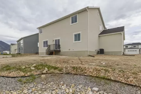 Exterior - 1327 E 320 S, Payson, UT 84651 photo 4 of 4