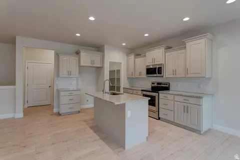 Kitchen - 2278 E 390 N #35M, Spanish Fork, UT 84660 photo 1 of 1