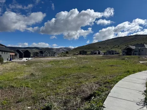 3062 W Bonneville Cir, Mountain Green, UT 84050