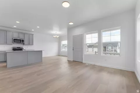 Living - 1757 E Kern Mtn, Eagle Mountain, UT 84005 photo 2 of 2