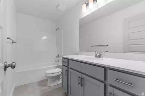 Bath - 1757 E Kern Mtn, Eagle Mountain, UT 84005 photo 2 of 2