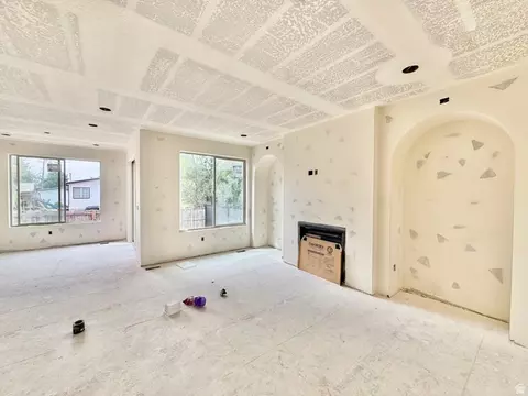 Living - 848 E 4170 S, Millcreek, UT 84107 photo 10 of 11