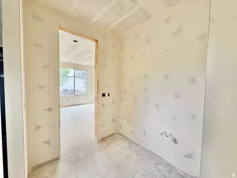 Entry Way - 848 E 4170 S, Millcreek, UT 84107 photo 4 of 8