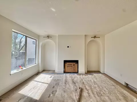 Living - 848 E 4170 S, Millcreek, UT 84107 photo 1 of 5