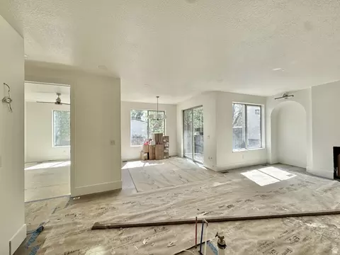 Living - 848 E 4170 S, Millcreek, UT 84107 photo 3 of 5