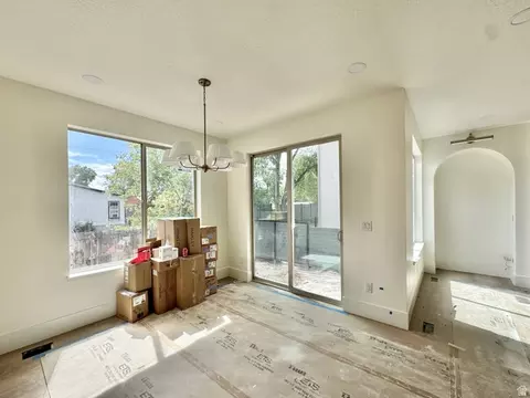 Dining - 848 E 4170 S, Millcreek, UT 84107 photo 1 of 1