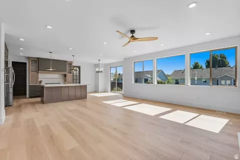 Living - 848 E 4170 S, Millcreek, UT 84107 photo 5 of 11
