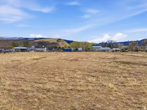 90 W Canyon Rd, Mayfield, UT 84643