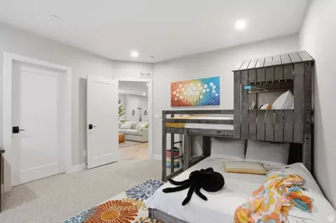 Bedroom - 2011 E Beverly Dr, Holladay, UT 84117 photo 6 of 7