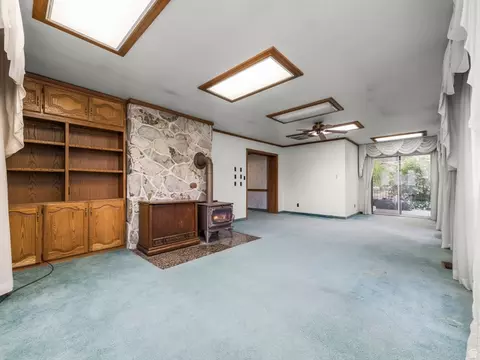 Living - 1424 N 1600 W, Mapleton, UT 84664 photo 3 of 3