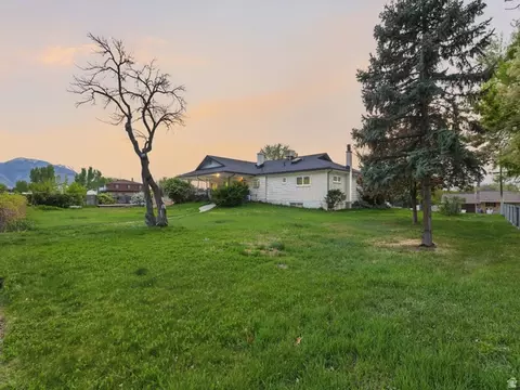 Exterior - 1424 N 1600 W, Mapleton, UT 84664 photo 5 of 6