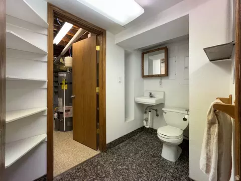 Bath - 1424 N 1600 W, Mapleton, UT 84664 photo 2 of 2
