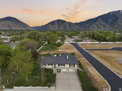 View/Area - 1424 N 1600 W, Mapleton, UT 84664 photo 1 of 2
