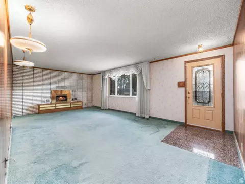 Living - 1424 N 1600 W, Mapleton, UT 84664 photo 1 of 3