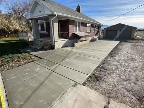 909 W Erda Way, Erda, UT 84074