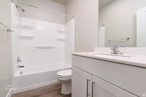Bath - 1894 S 1030 W, Orem, UT 84058 photo 1 of 4