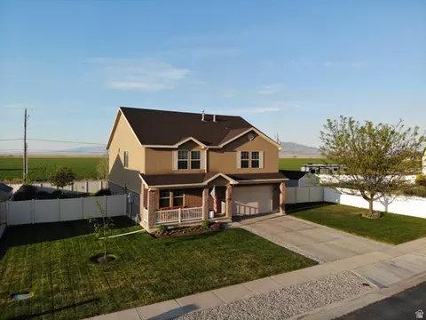 3569 W 2660 S, Syracuse, UT 84075