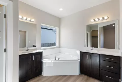 Bath - 2162 E 200 N #COLUMB, Spanish Fork, UT 84660 photo 2 of 4