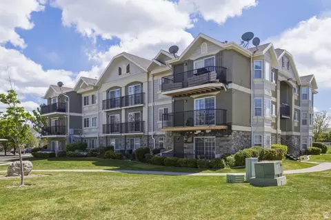 3969 W Romney Dr S #E8, West Jordan, UT 84084