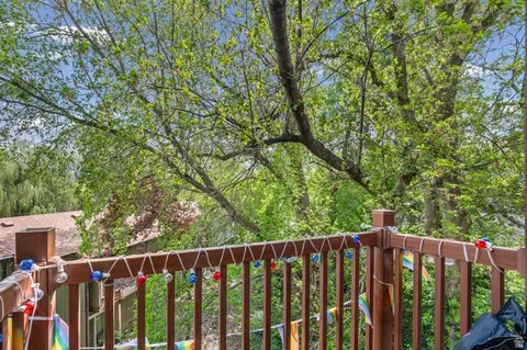 Exterior - 5505 S Willow Ln E #E, Murray, UT 84107 photo 2 of 7