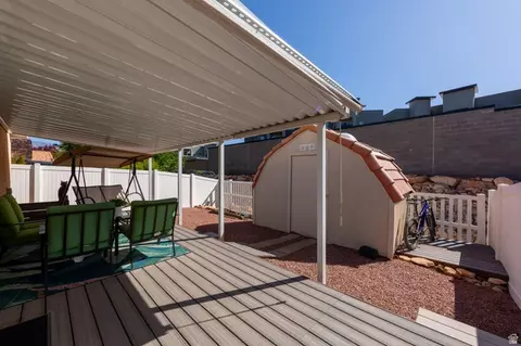 Exterior - 1360 E Telegraph St #6, Washington, UT 84780 photo 2 of 10